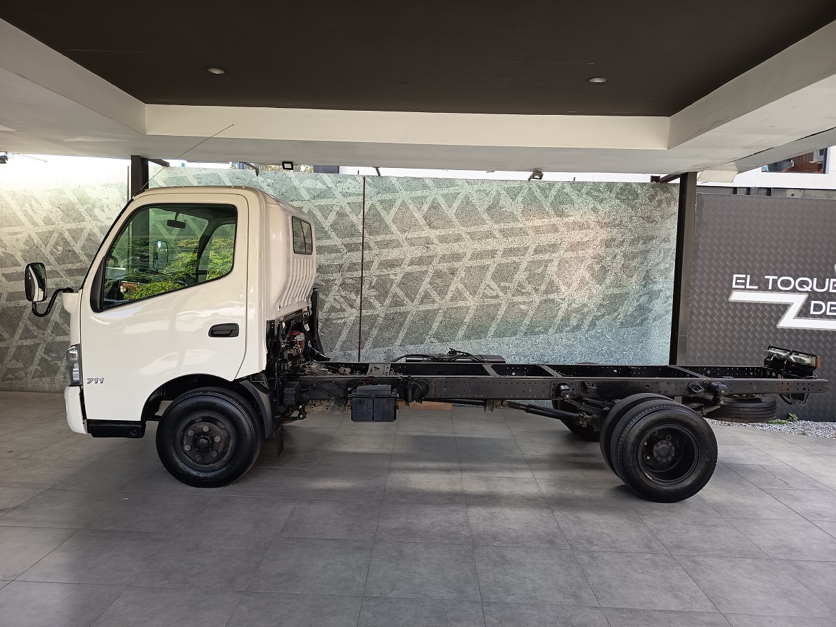 HINO XZU710L-WKMQJ3 2022 246,245 Kms