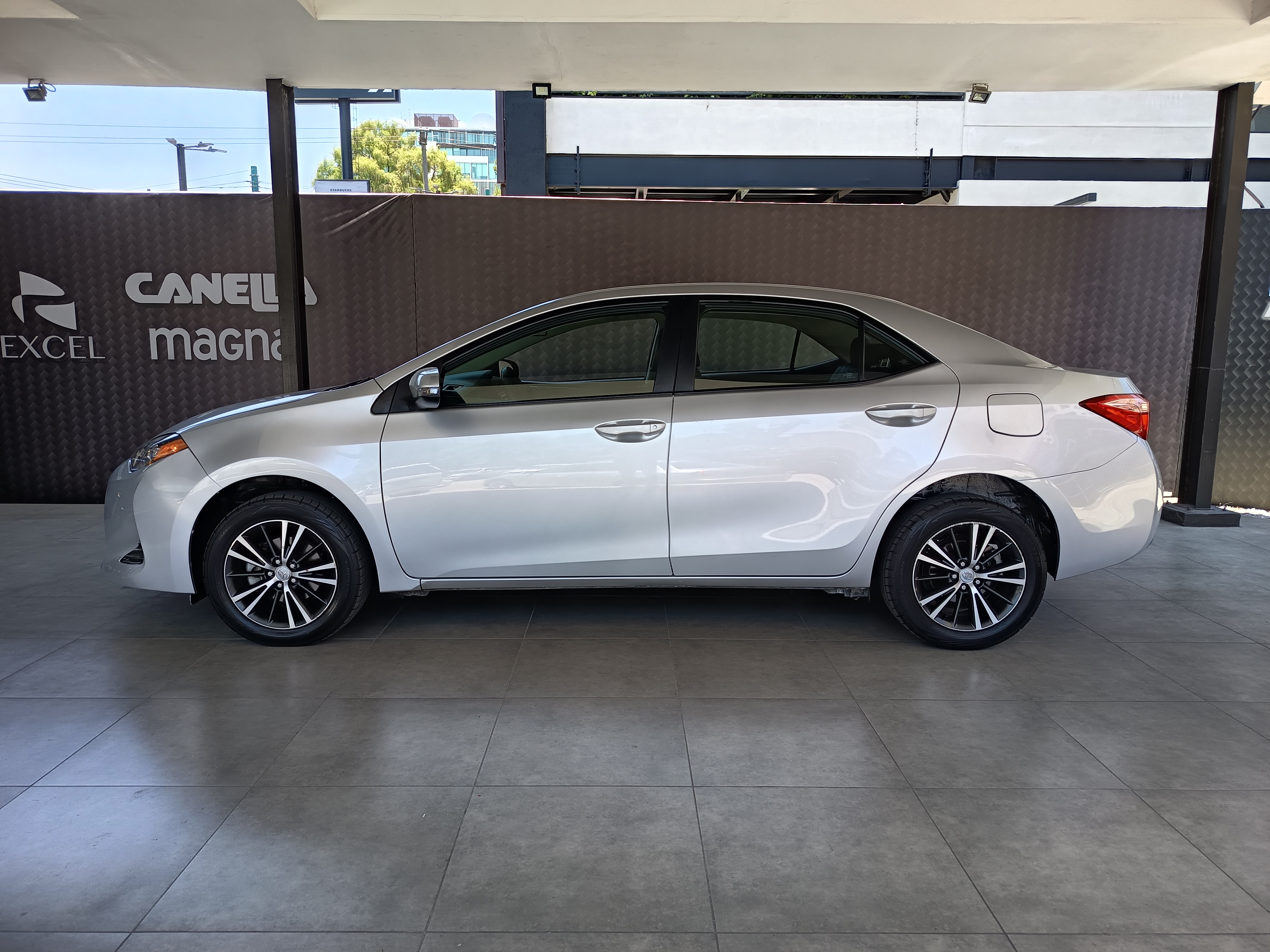 TOYOTA COROLLA 2019 66,799 Kms