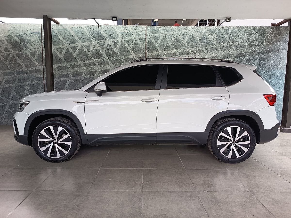 VOLKSWAGEN TAOS 2022 54,681 Kms
