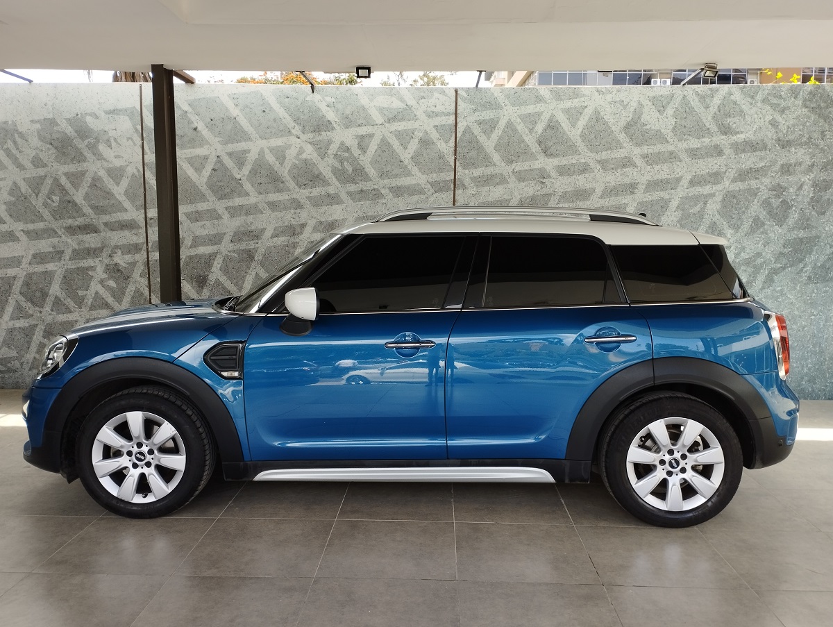 MINI COOPER COUNTRYMAN 2020 58,092 Kms