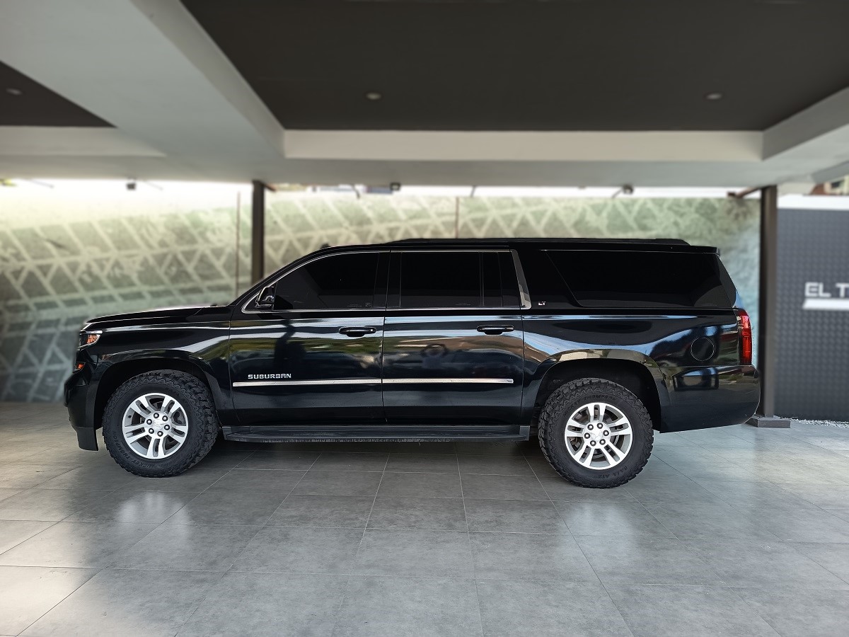 CHEVROLET SUBURBAN LT 2016 74,169 Kms