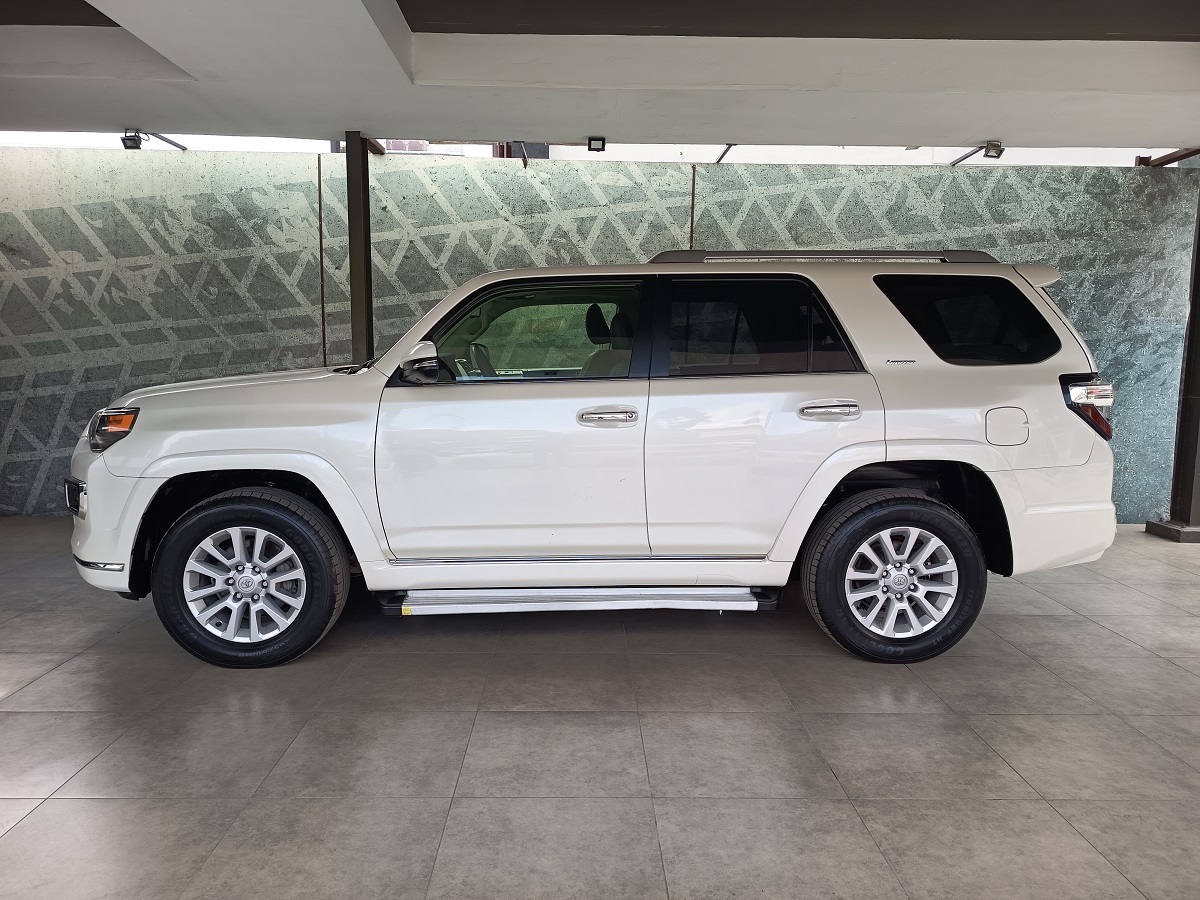 TOYOTA 4RUNNER 2022 45,223 Kms