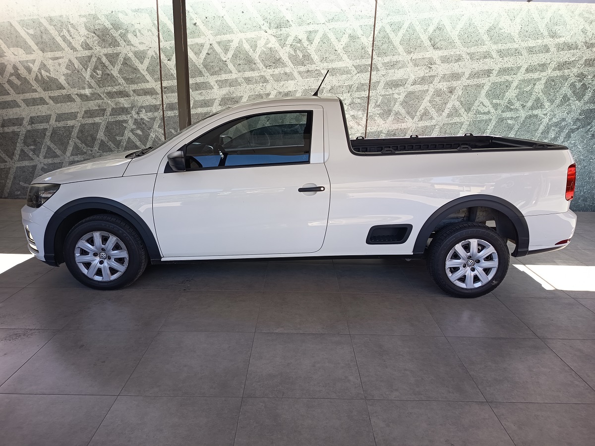 VOLKSWAGEN SAVEIRO 2017 53,587 Kms