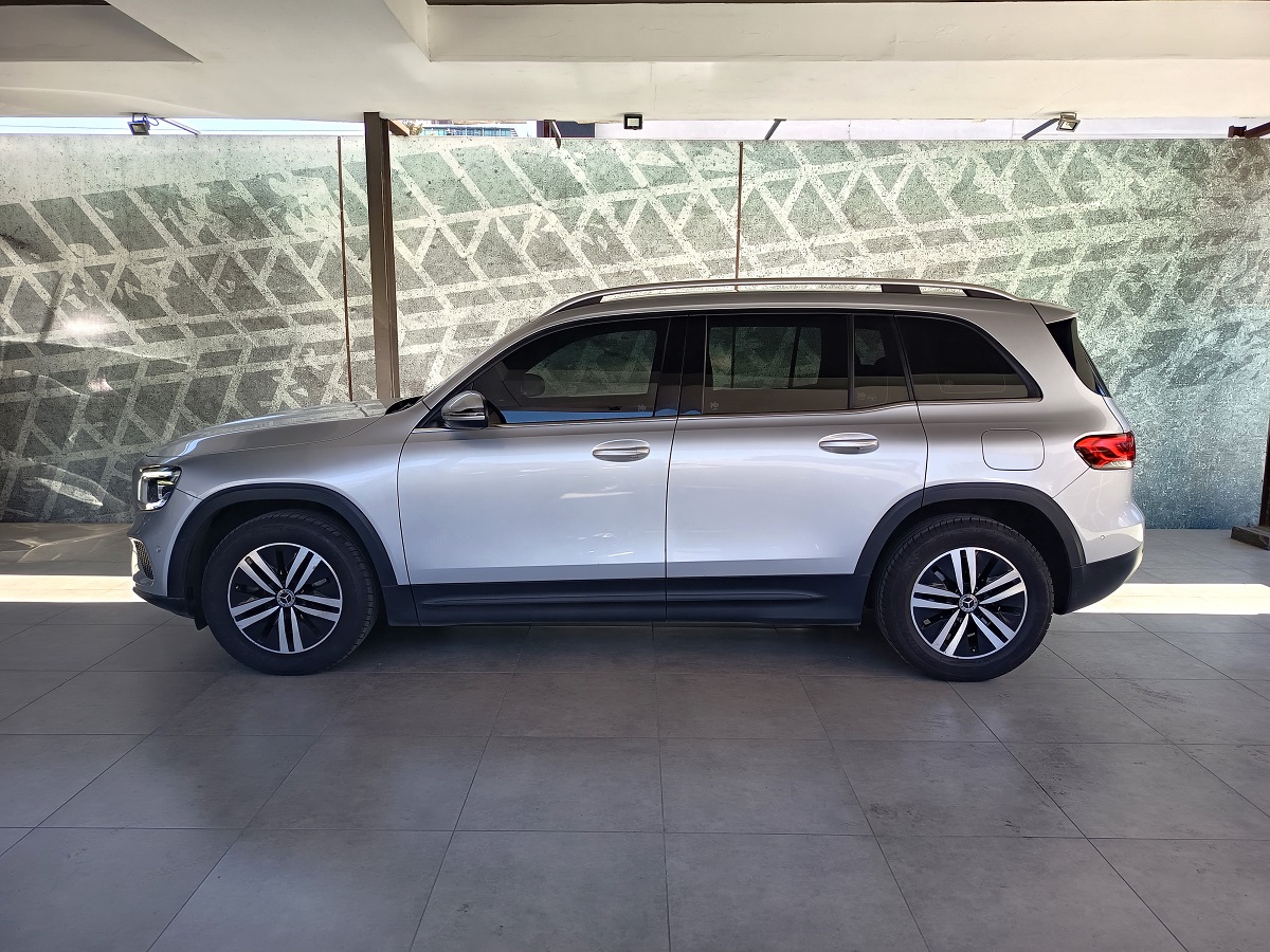 MERCEDES-BENZ GLB200 2020 59,028 Kms