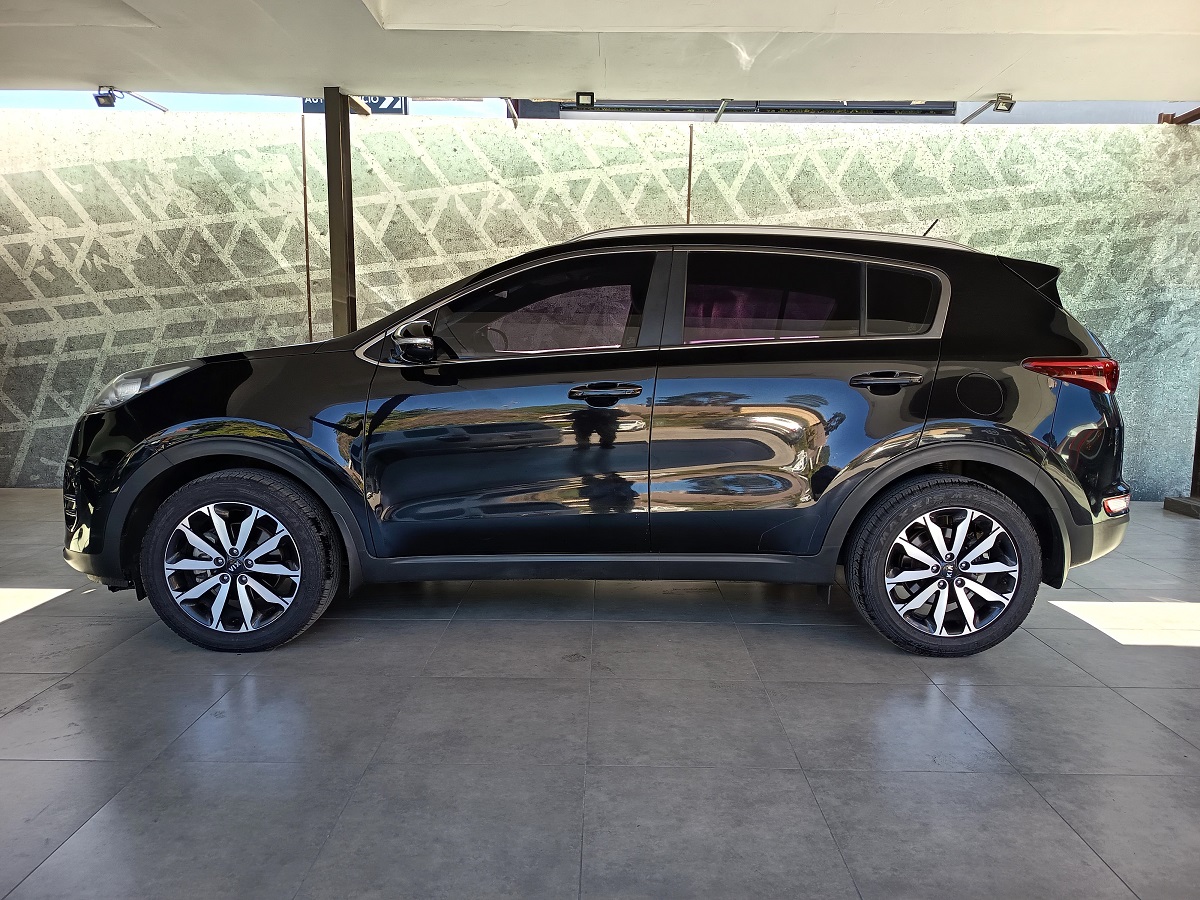 KIA SPORTAGE EX 2017 89,160 Kms