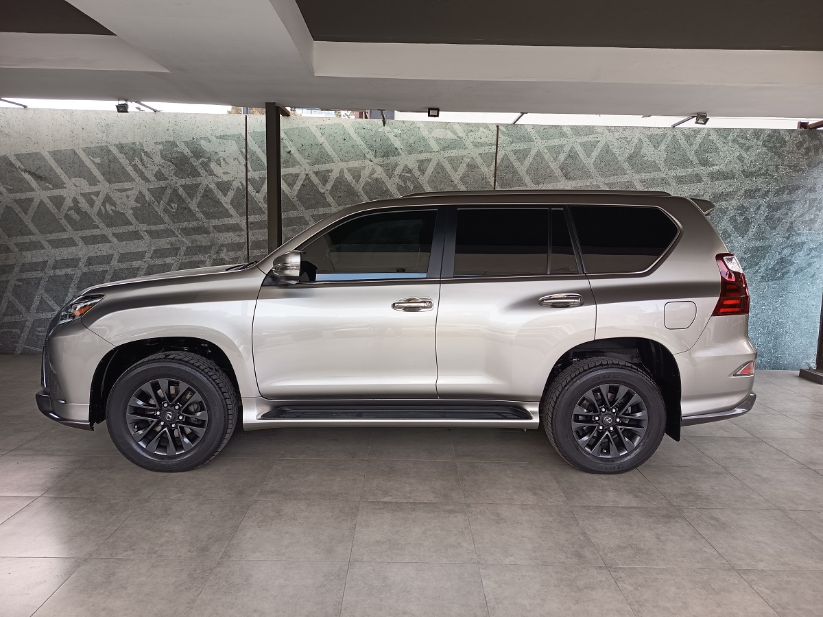 LEXUS GX460 2021 34,190 Kms