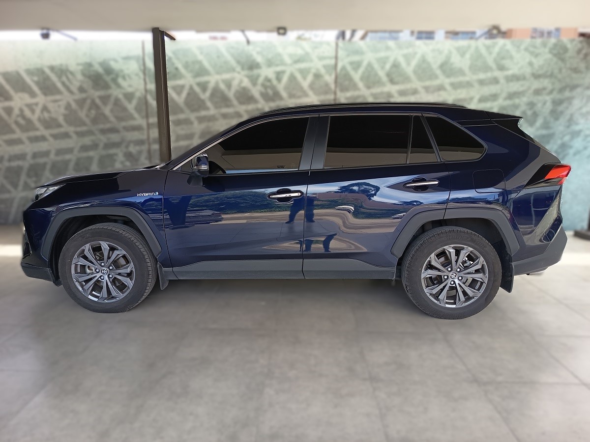 TOYOTA RAV4 HYBRID 2023 20,572 Kms