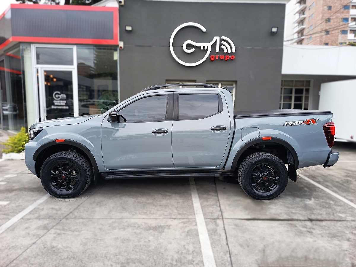 NISSAN FRONTIER 4X4 2024 41,055 Kms
