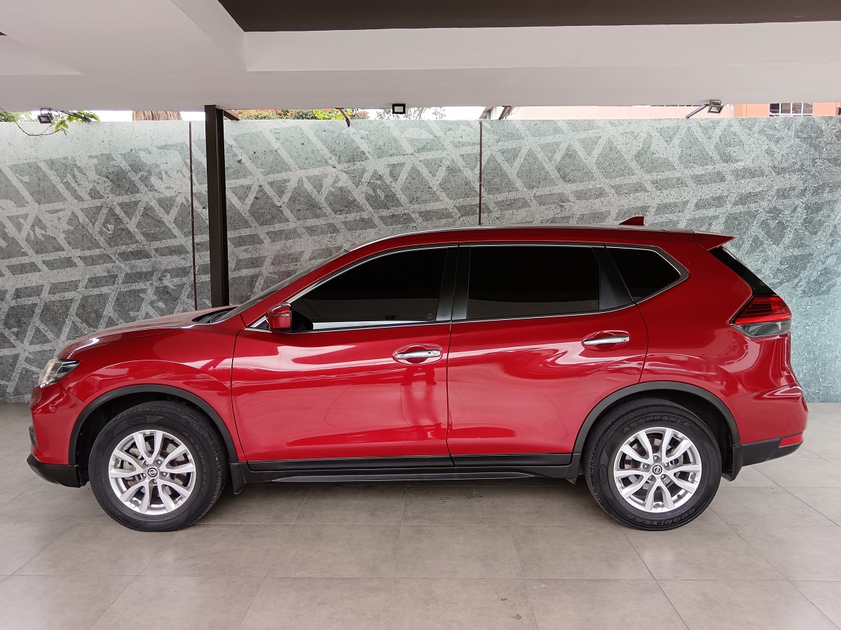 NISSAN X-TRAIL 2020 59,075 Kms
