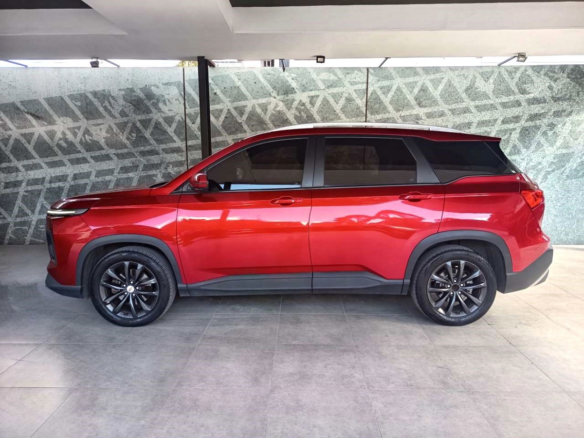 CHEVROLET CAPTIVA LT 2023 48,297 Kms