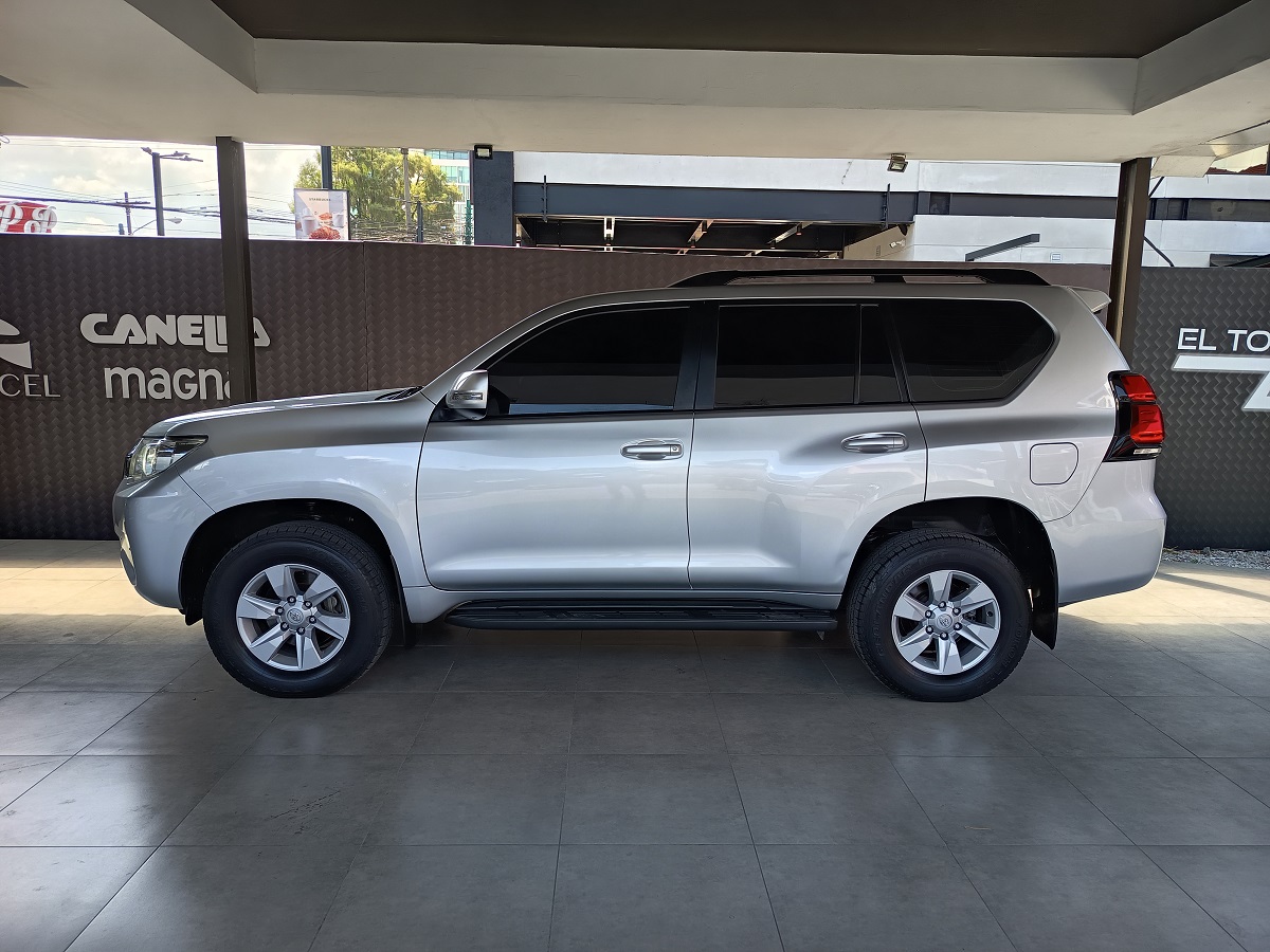 TOYOTA LAND CRUISER PRADO 2021 73,358 Kms