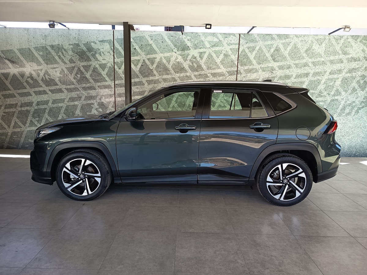 TOYOTA YARIS CROSS HYBRID 2024 47,537 Kms